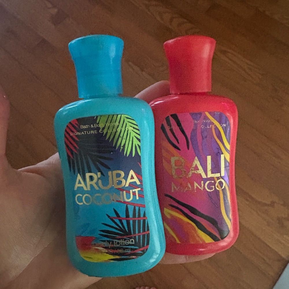 Bath & Body Works Aruba Coconut & Bali Mango Lotion Set